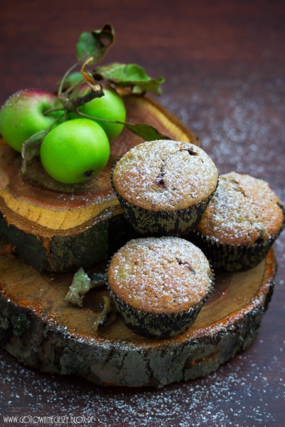 Muffinki kawowo orzechowe z jabłkami