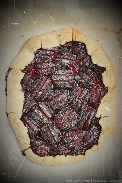 Rustykalna tarta śliwkowo cynamonowa