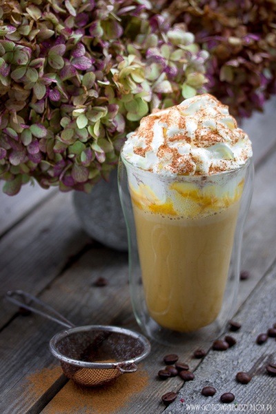 Dyniowe latte (Pumpkin spice latte)